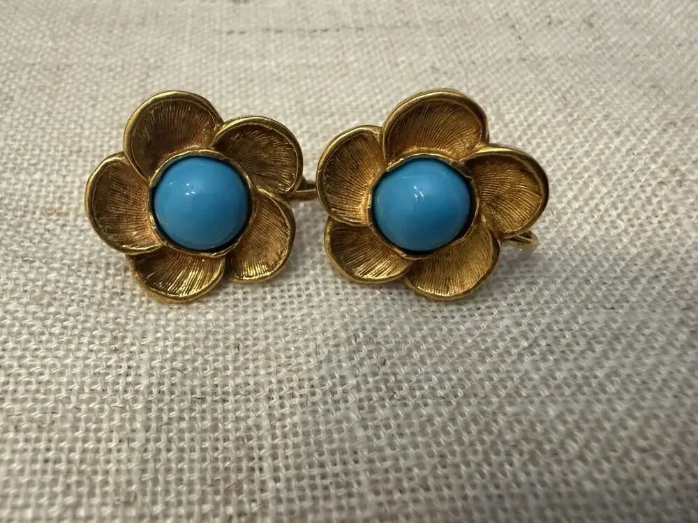 Vintage MMA Metropolitan Museum Art Turquoise Blue Cabochon Flower Clip Earrings
